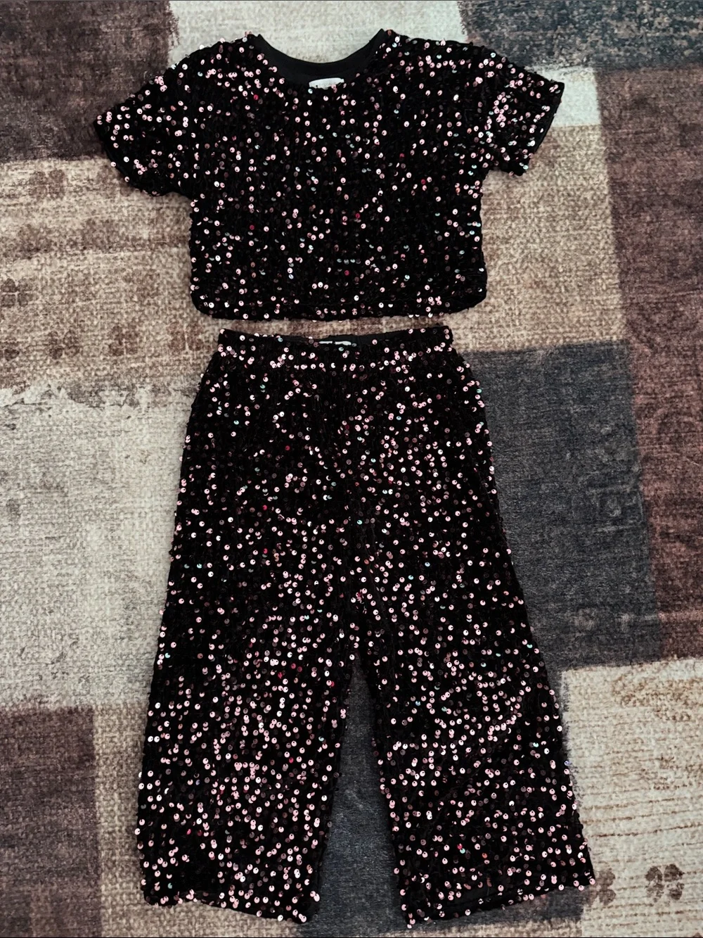 btween Black Two-Piece Sequin with Pink Sequins